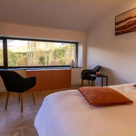 Domaine De Chabanne Bed & Breakfast *