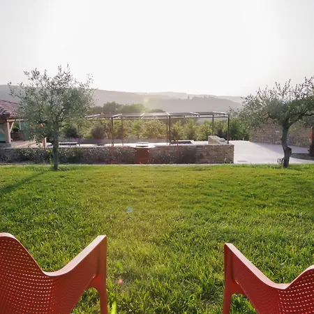 Domaine De Chabanne Bed & Breakfast