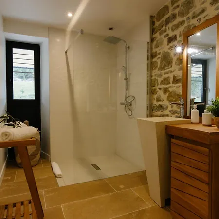Domaine De Chabanne Bed & Breakfast *